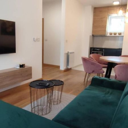 Snp City Center Lux Apartment Нови Сад Екстериор снимка